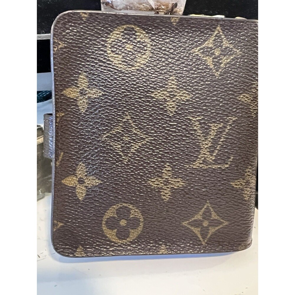 Authentic Louis Vuitton Monogram Compact Zip Bifold Wallet (M61667) - Picture 7 of 10